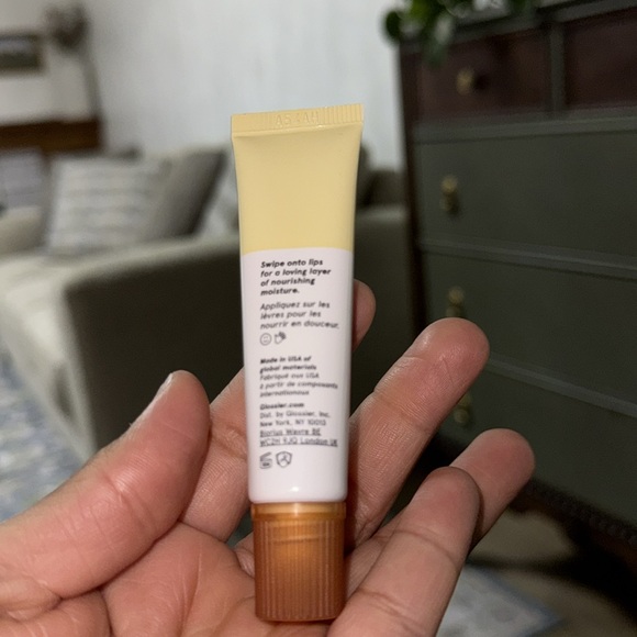 Glossier Biscotti Balm limited edition color - Picture 3 of 3